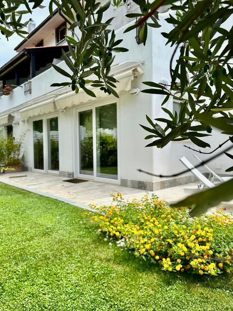 Casa Mila White Villa Marina di Cerveteri Buitenkant foto
